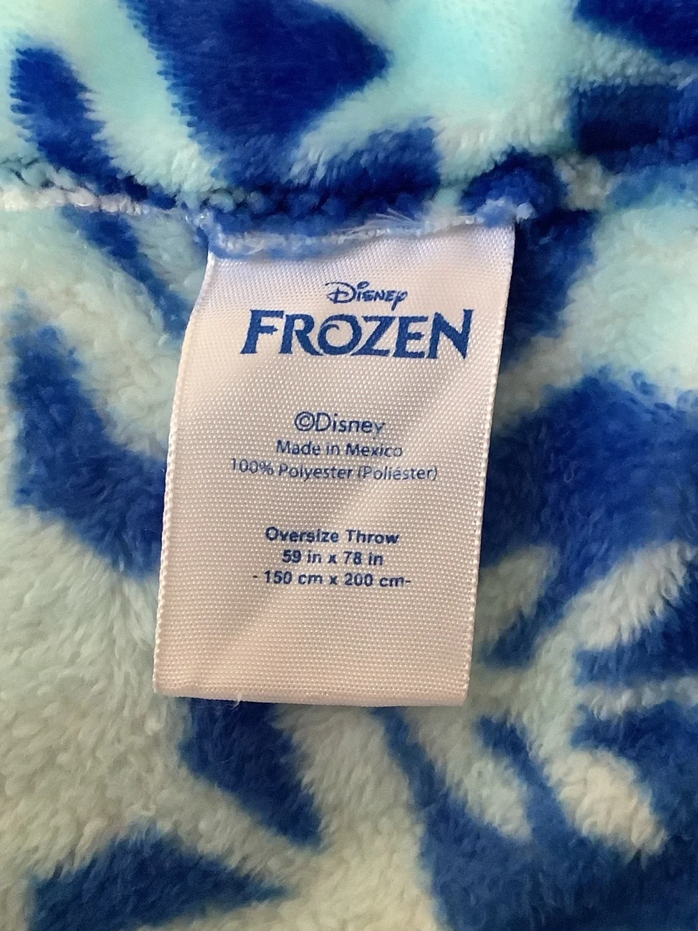 Disney Frozen Anna and Elsa Blue Pink Throw Blanket